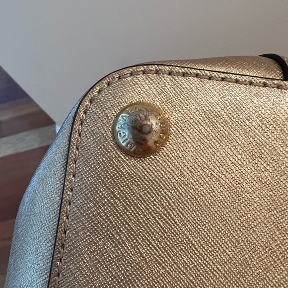 Michael Kors purse - Picture 9 of 9